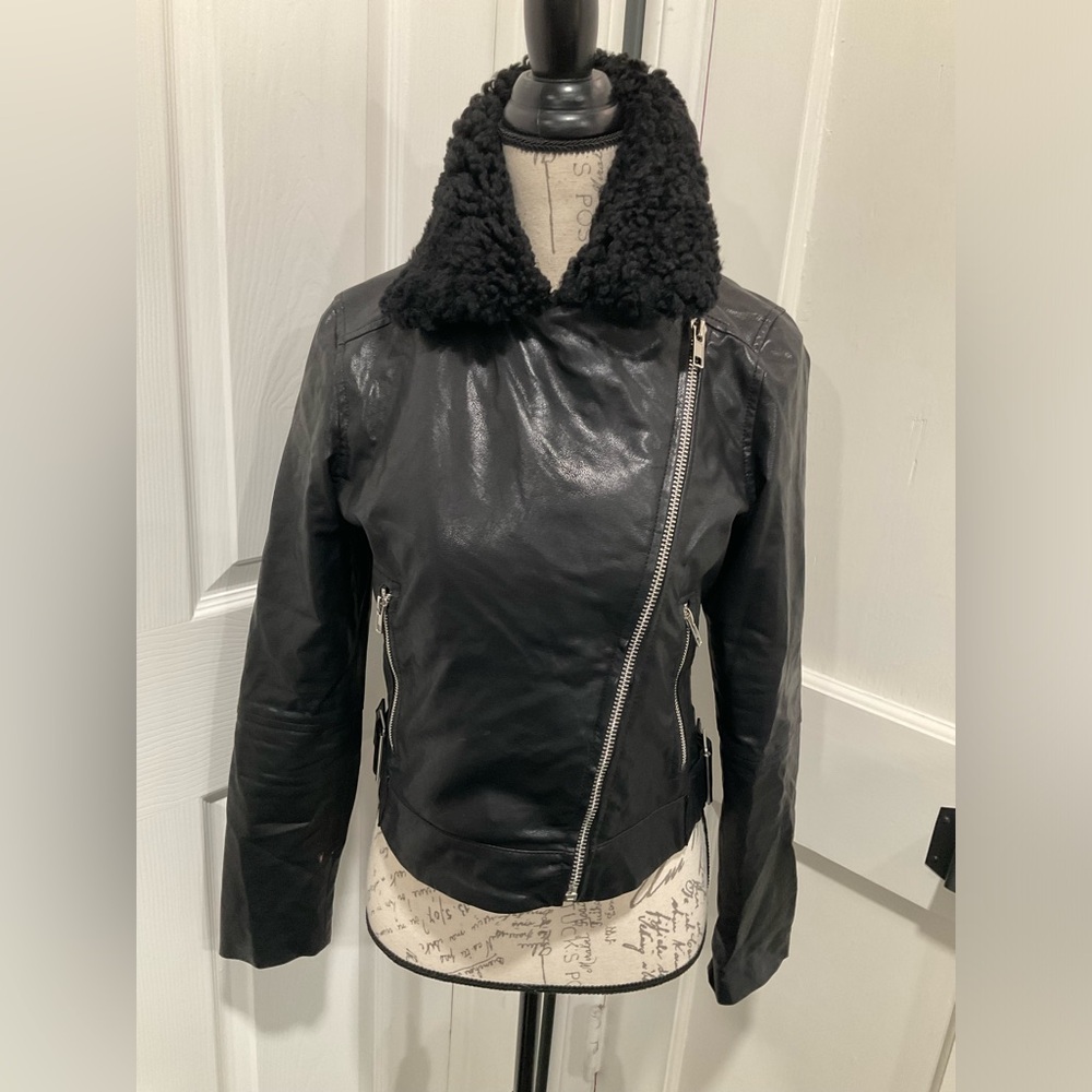 TRUE‎ RELIGION WOMENS SHEARLING BIKER JACKET